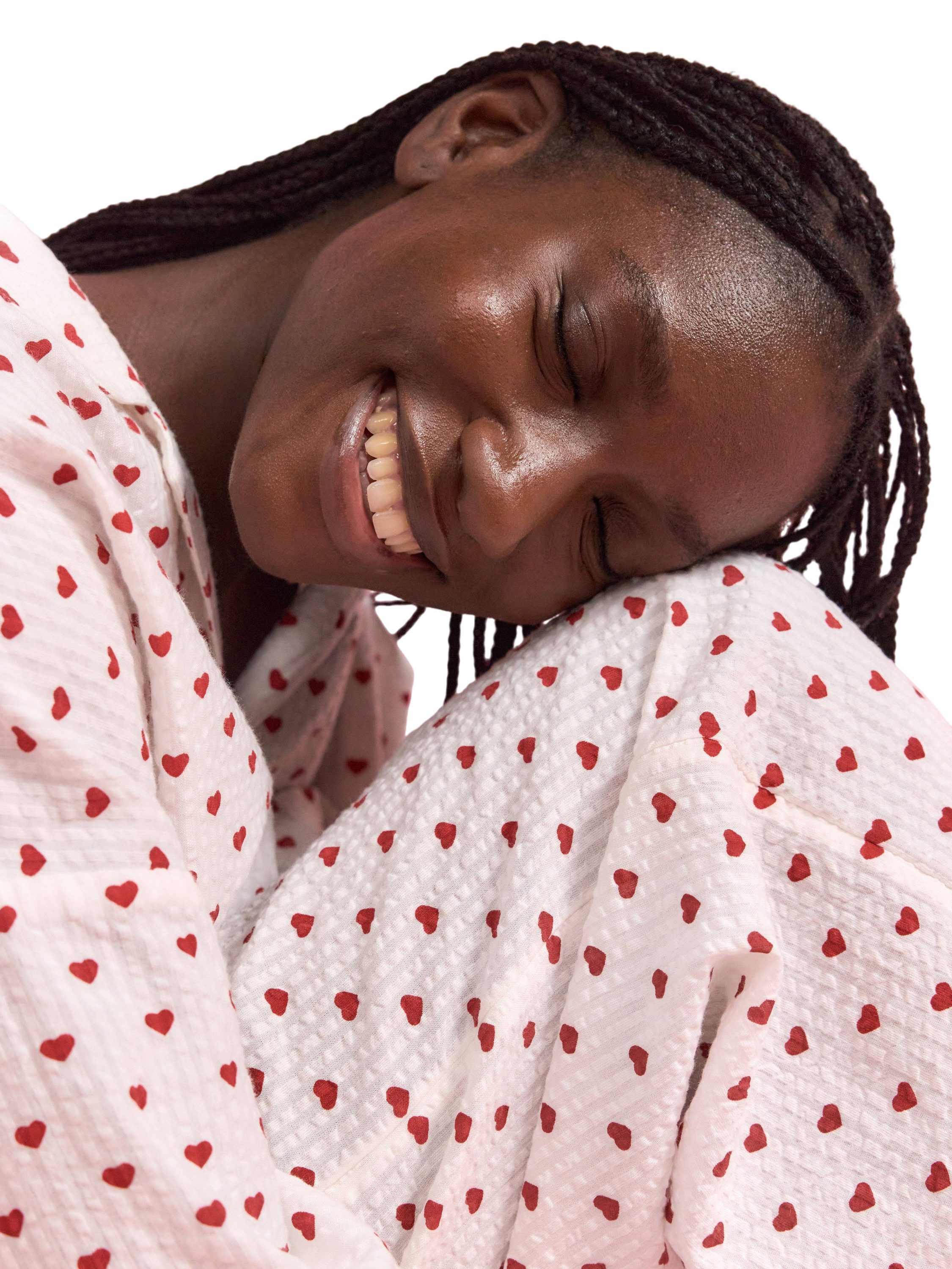 Pyjama shirt in seersucker with lon