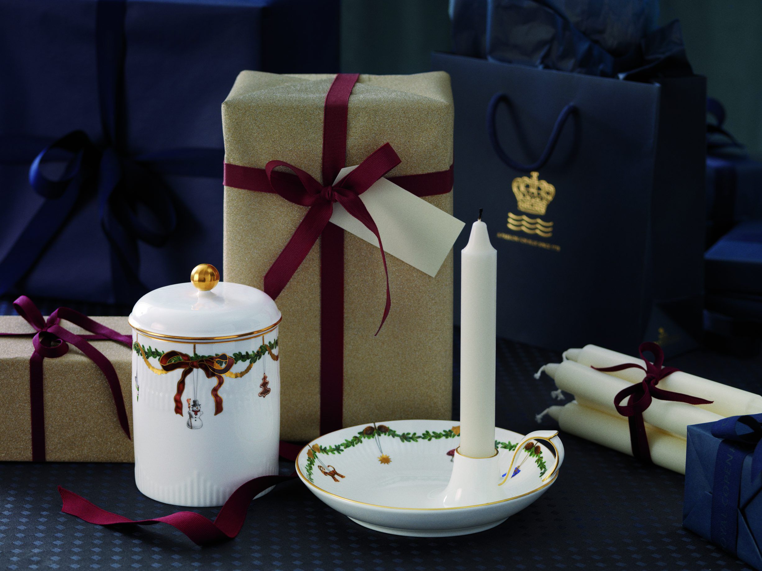 Stjerne Riflet Jul 16 cm. krukke med l&aring;g