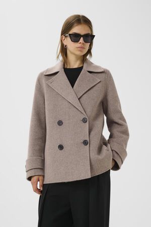 MannaIW Outerwear Premium