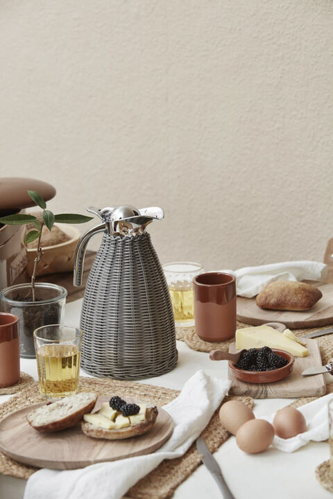 Termokande grå polyrattan flet