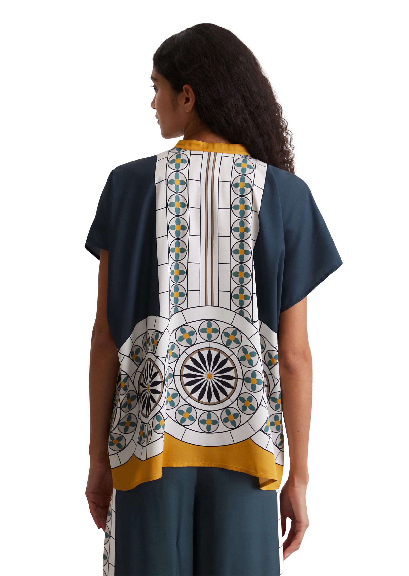 Blouse, short sleeve, stand up coll