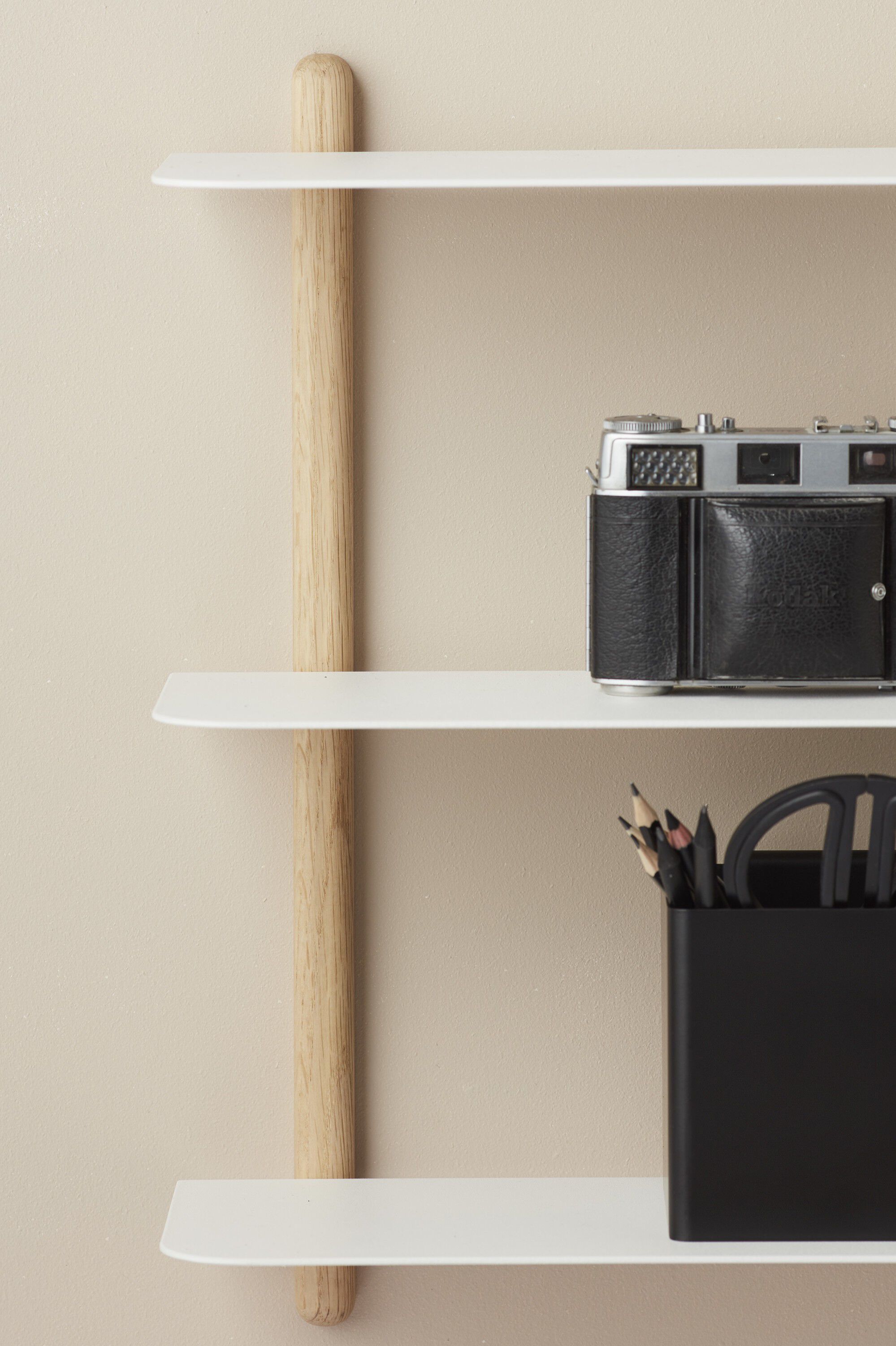 NIVO B Light Oak White