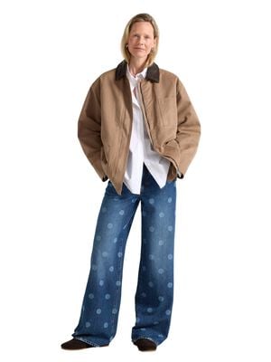 Padded jacket with a relaxed fit, f