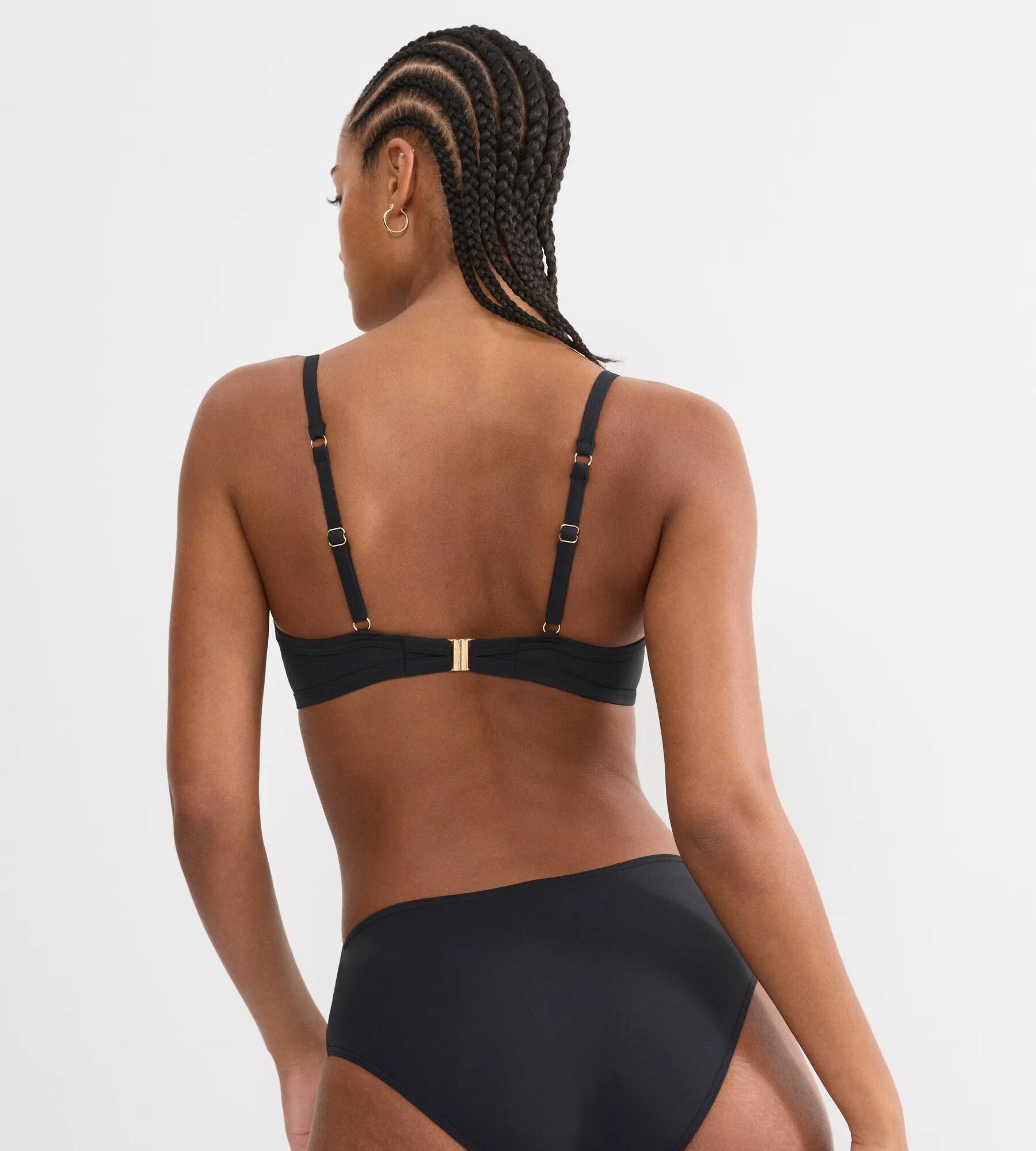 Palina Love by the Sea WP