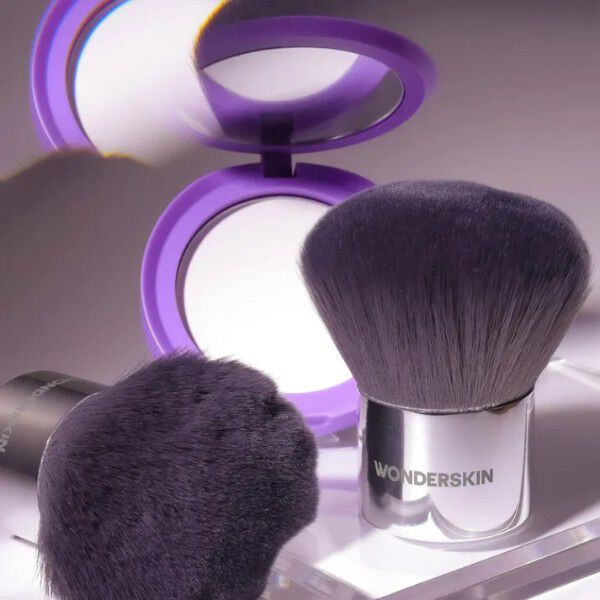 Wonderskin Kabuki Brush