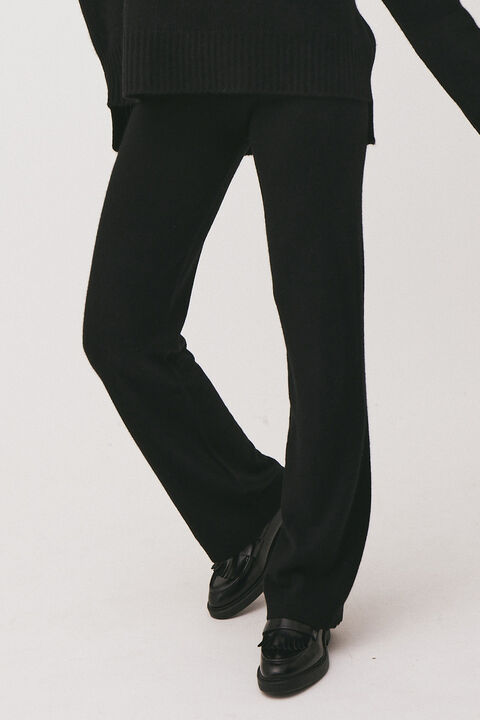 Classic 8 - 100% Cashmere