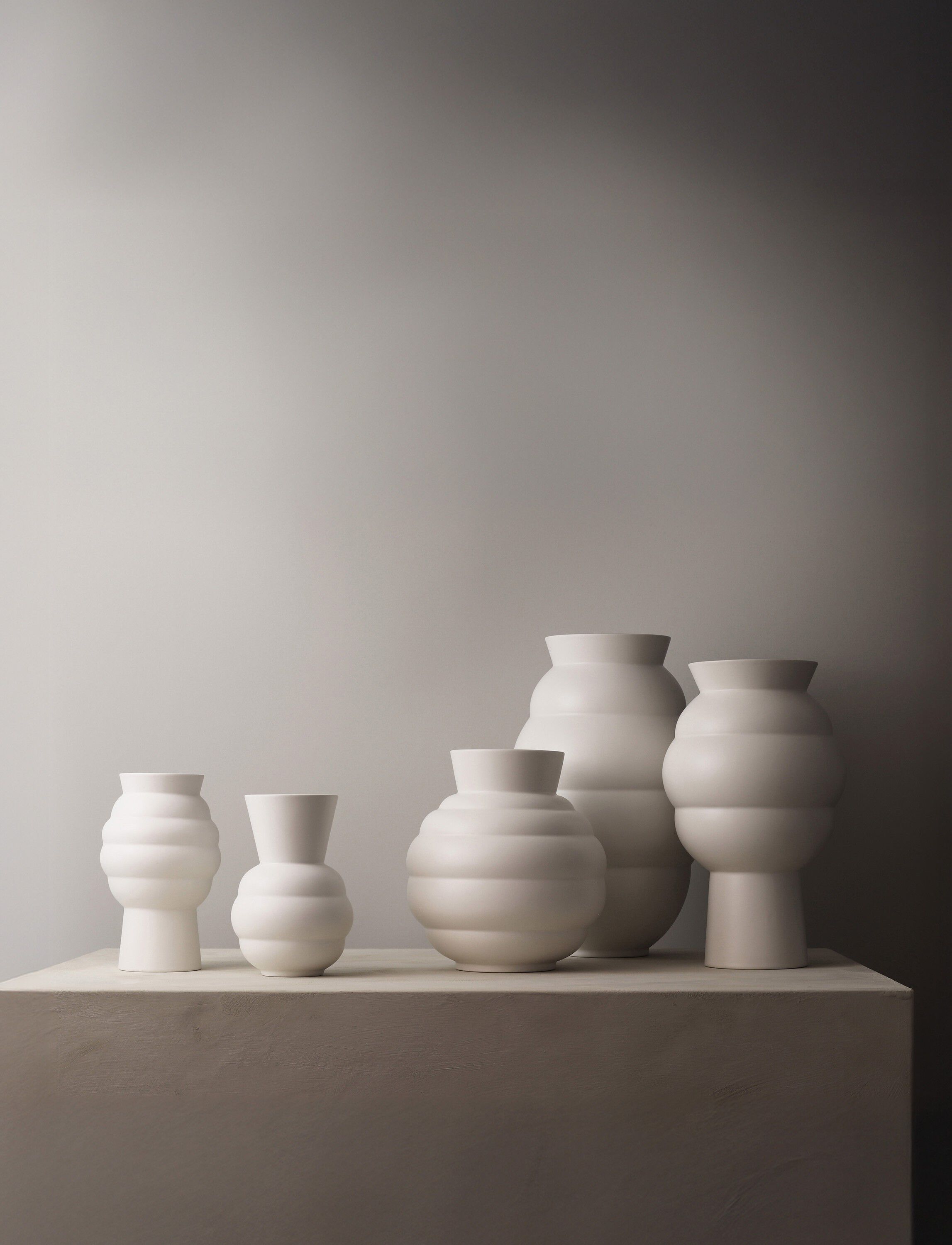 Tortus Archie vase No2 white