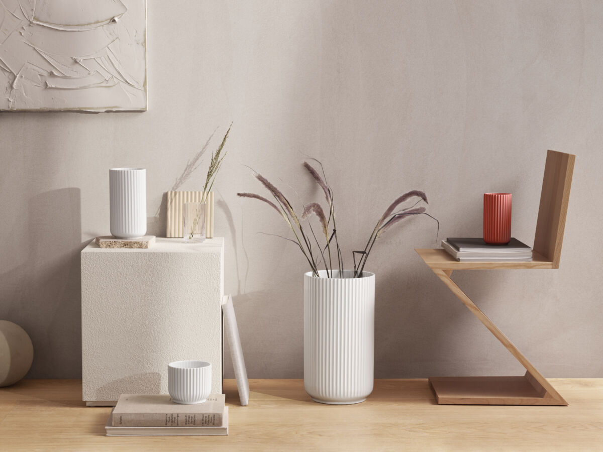 Lyngby Vase H15. 5 cm r&oslash;d porcel&aelig;n