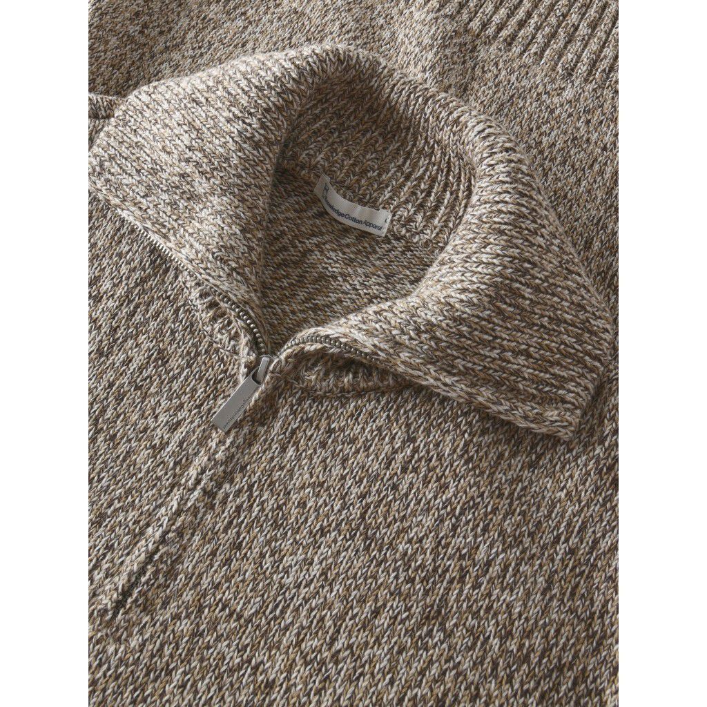 Quater zip sweater