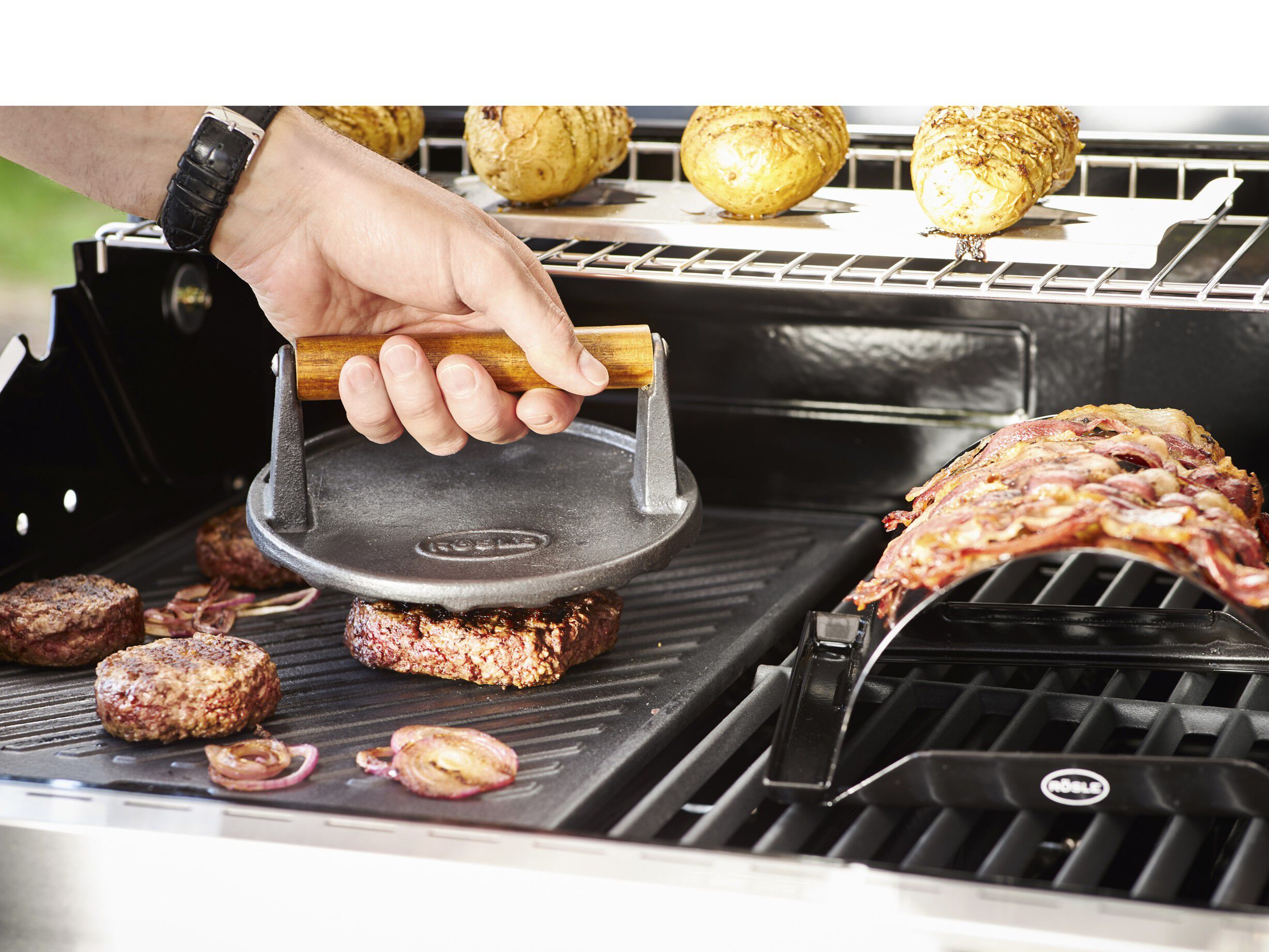 Grillpresse 17,7 x 7,5 cm St&oslash;pejern/valn&oslash;tt-tre