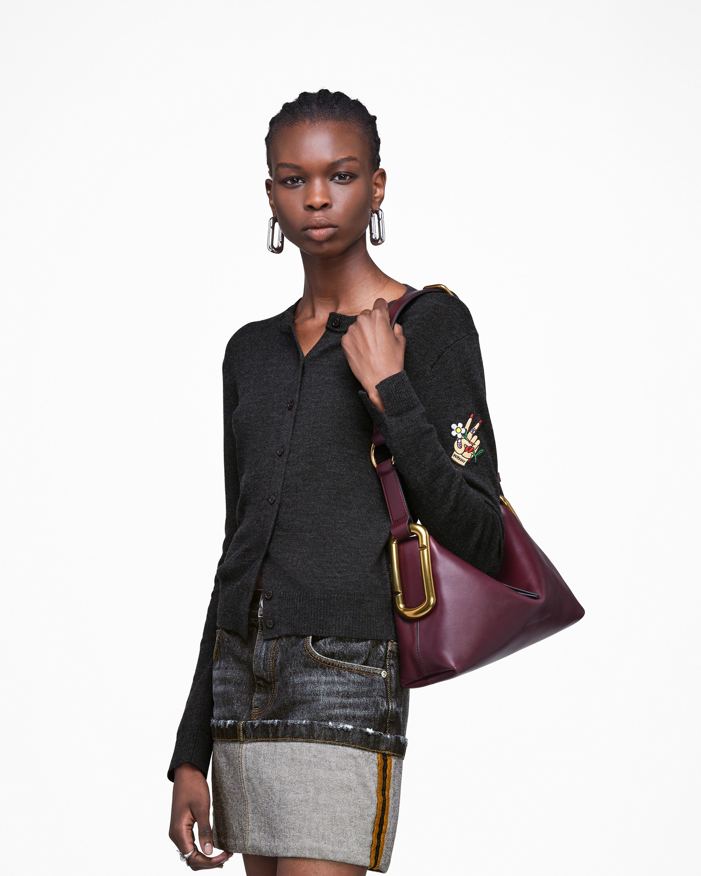 MEDIUM SHOULDER BAG