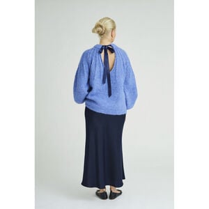 Patrisia bow knit pullover
