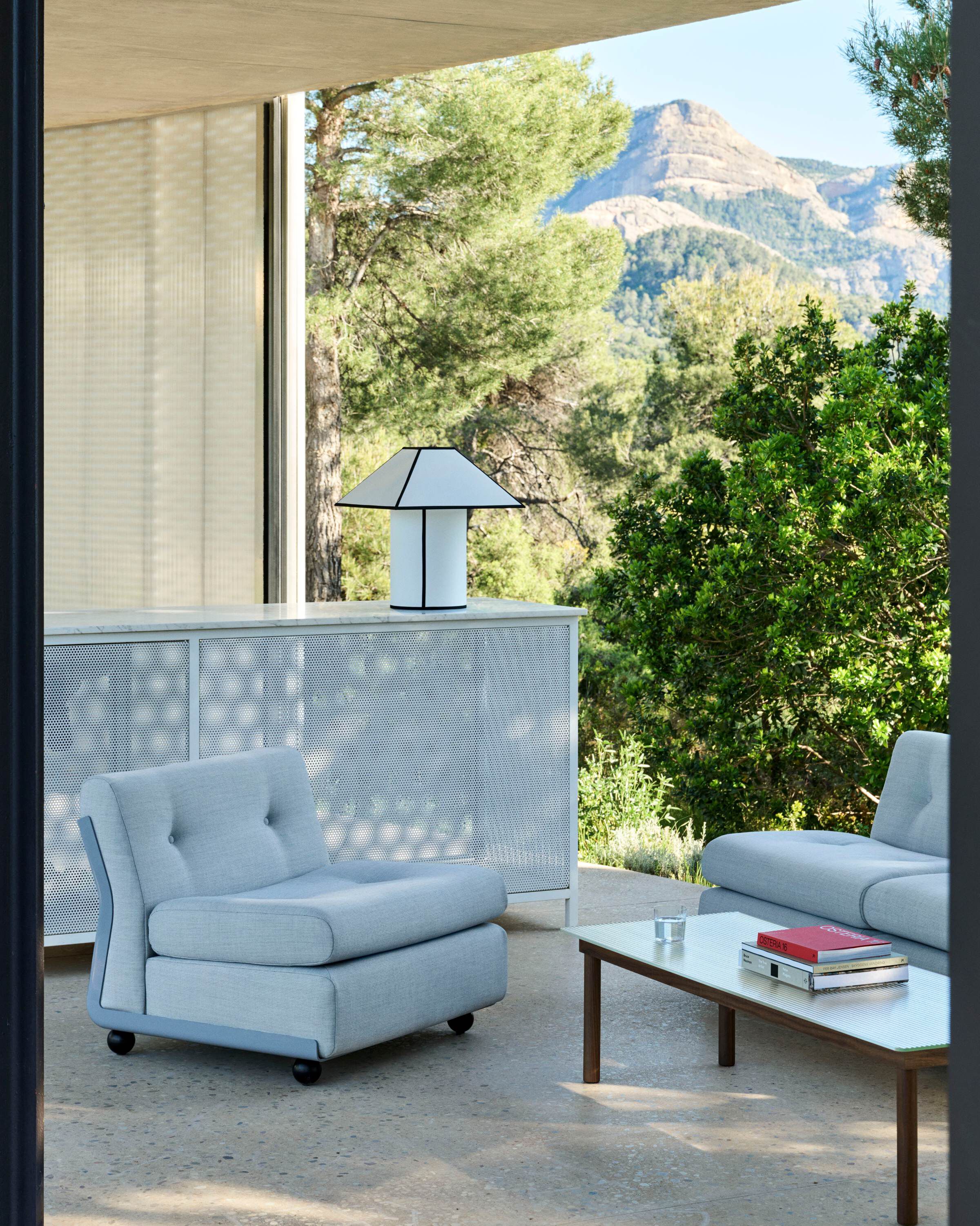 Ava Pyramid Table Lamp-450-White