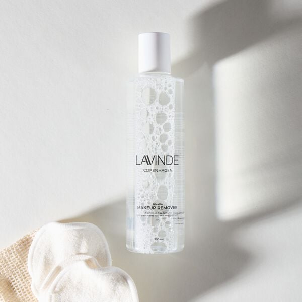 Lavinde Refreshing Makeup Remover 250 ml. �