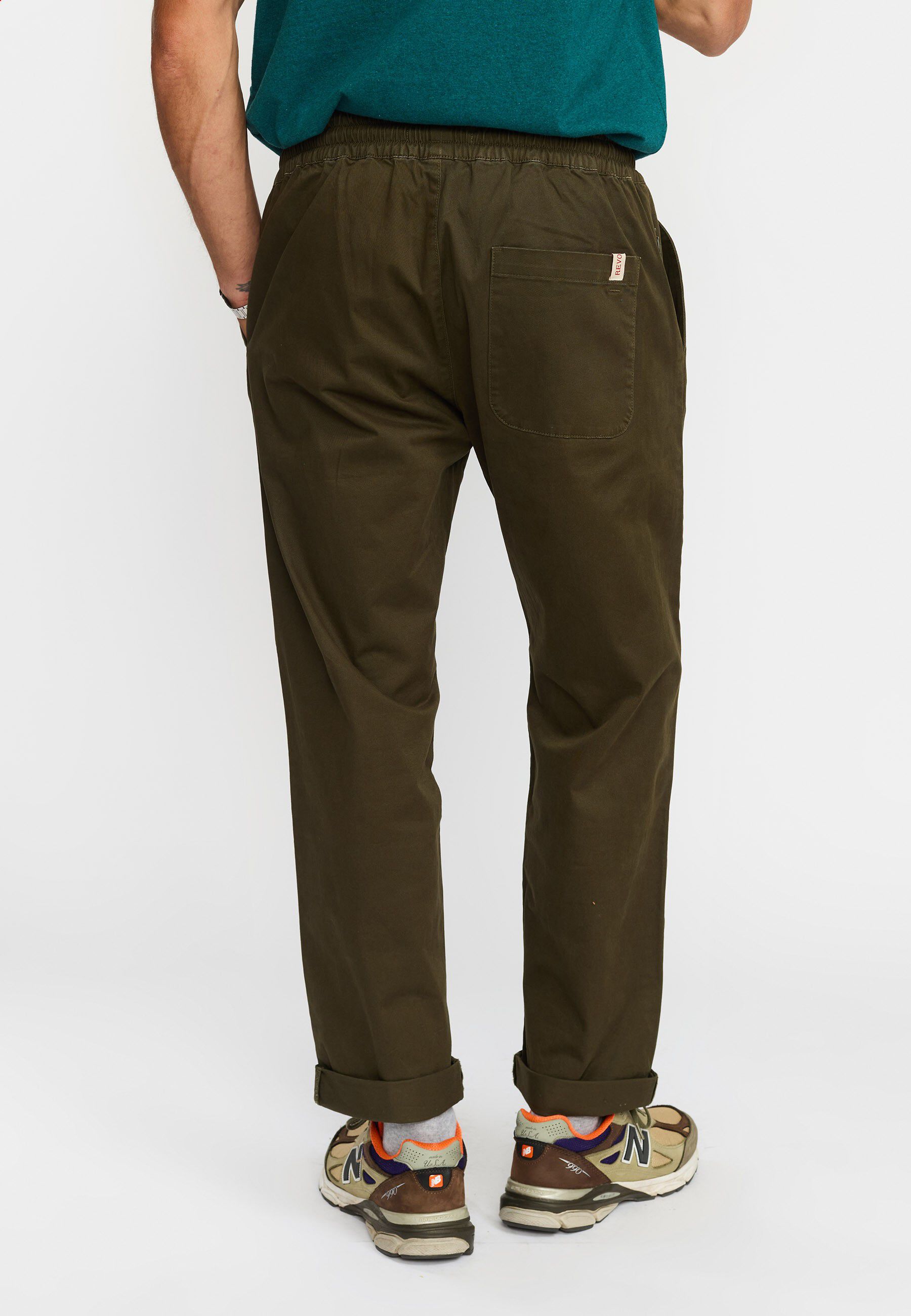 Casual trousers with elastic waist