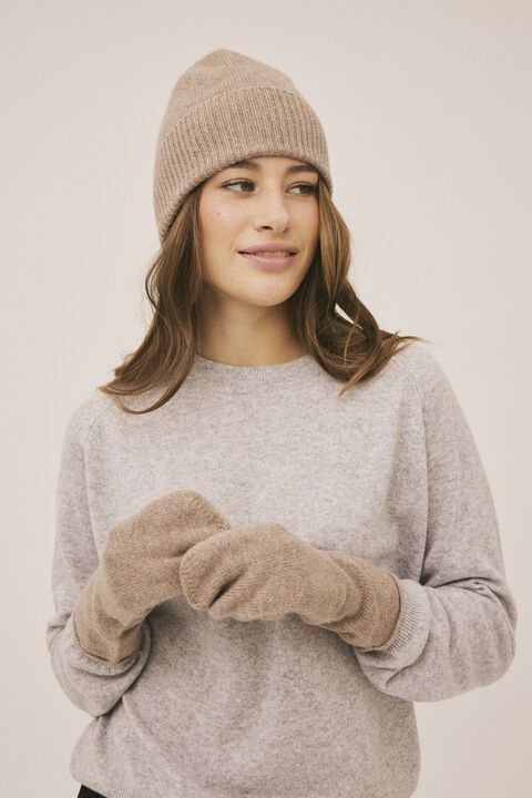 Karrie 16 - 100% Cashmere