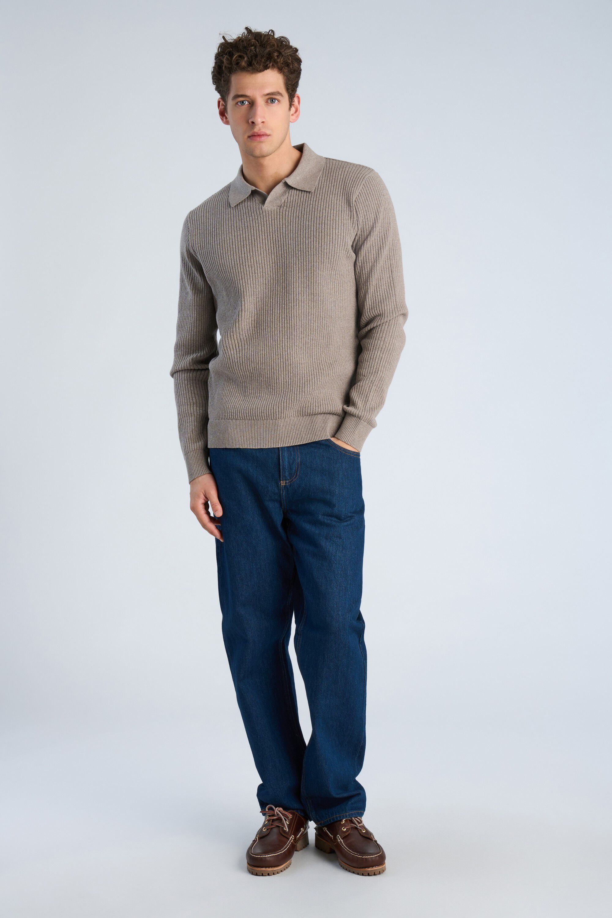 Ribbed L/S v-neck polo