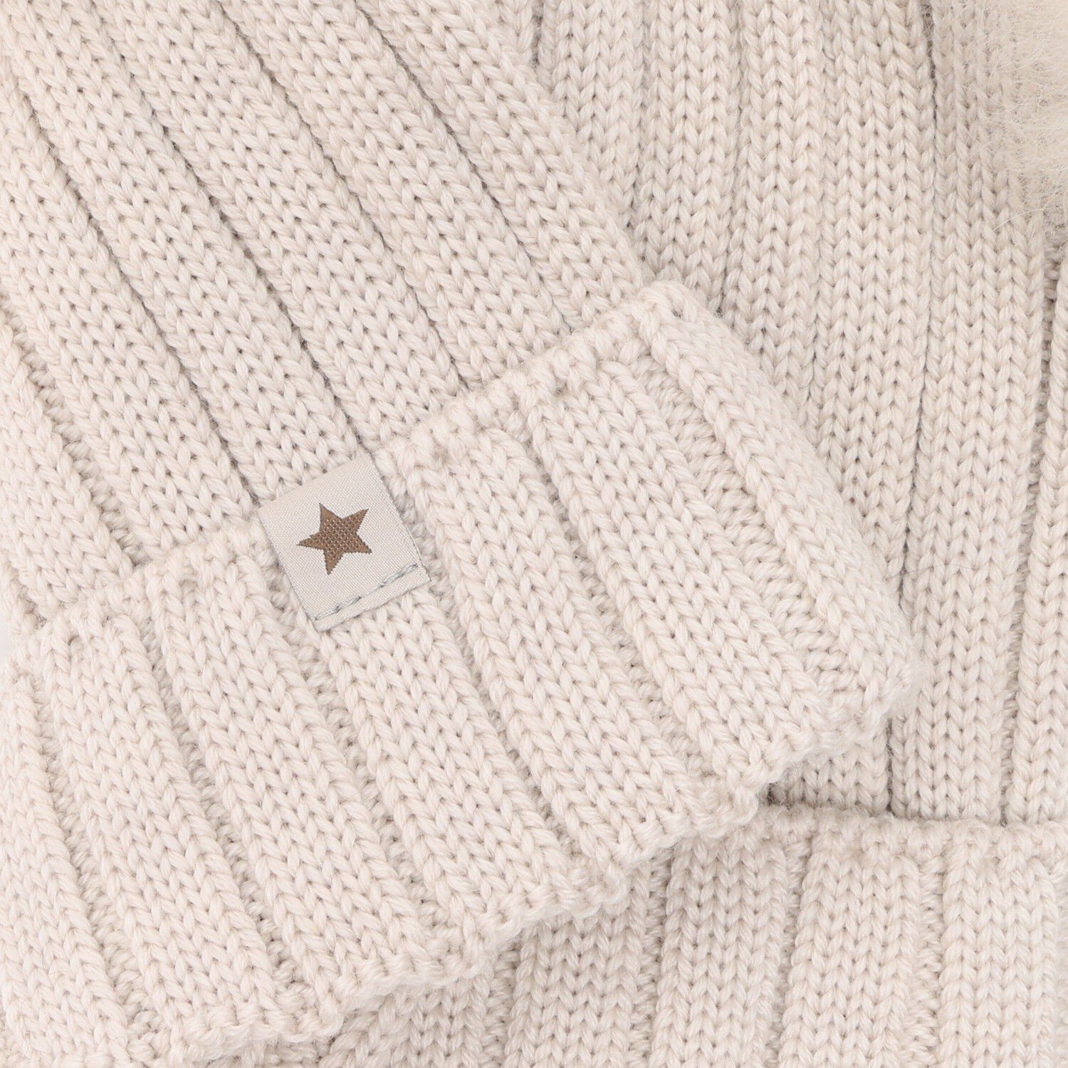 Hat Knit Alpaca Pompoms