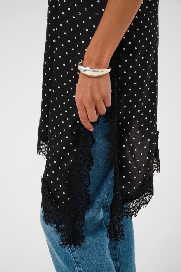 KAmissy Strap Top