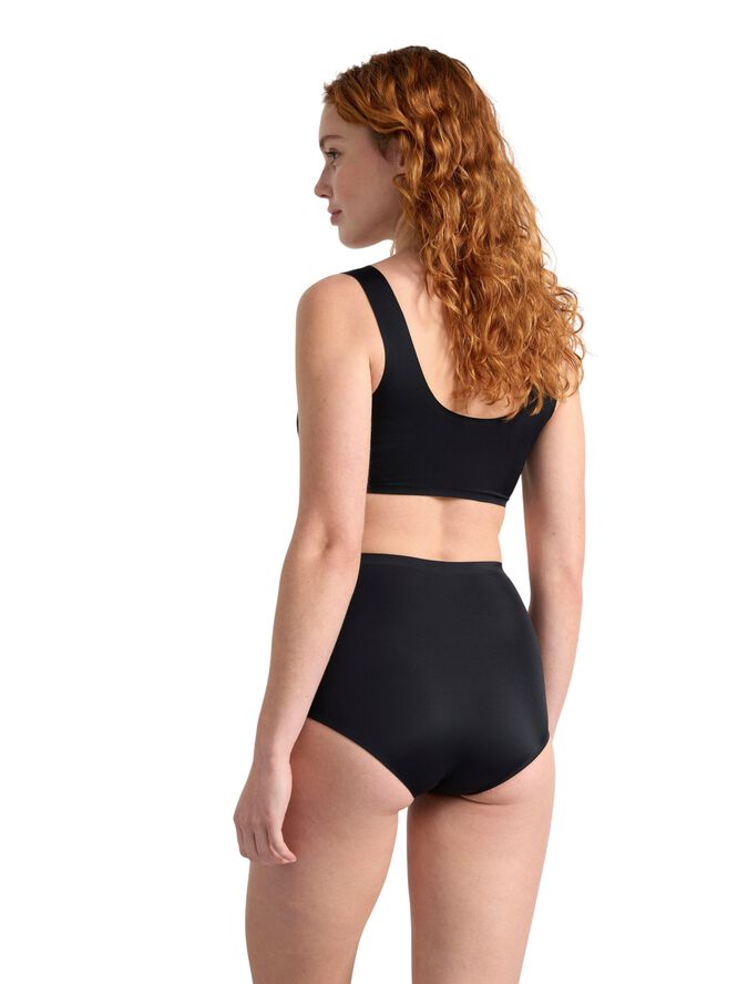 Usynlig truse med normal midje