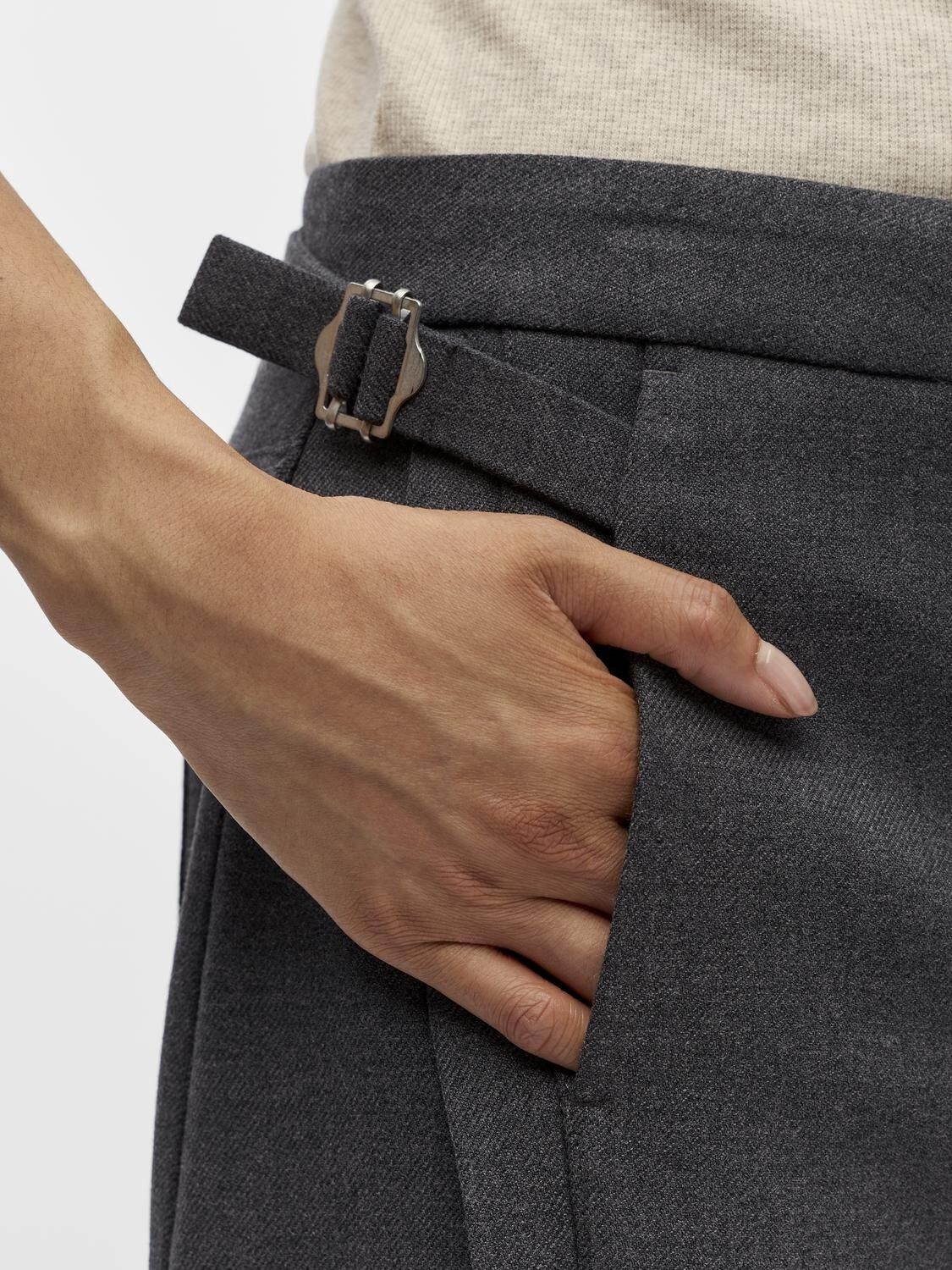 Objkavin Mw Barrel Pants 147