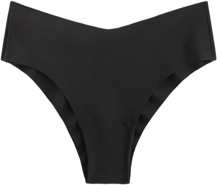 Usynlig brasiliansk truse med normal midje