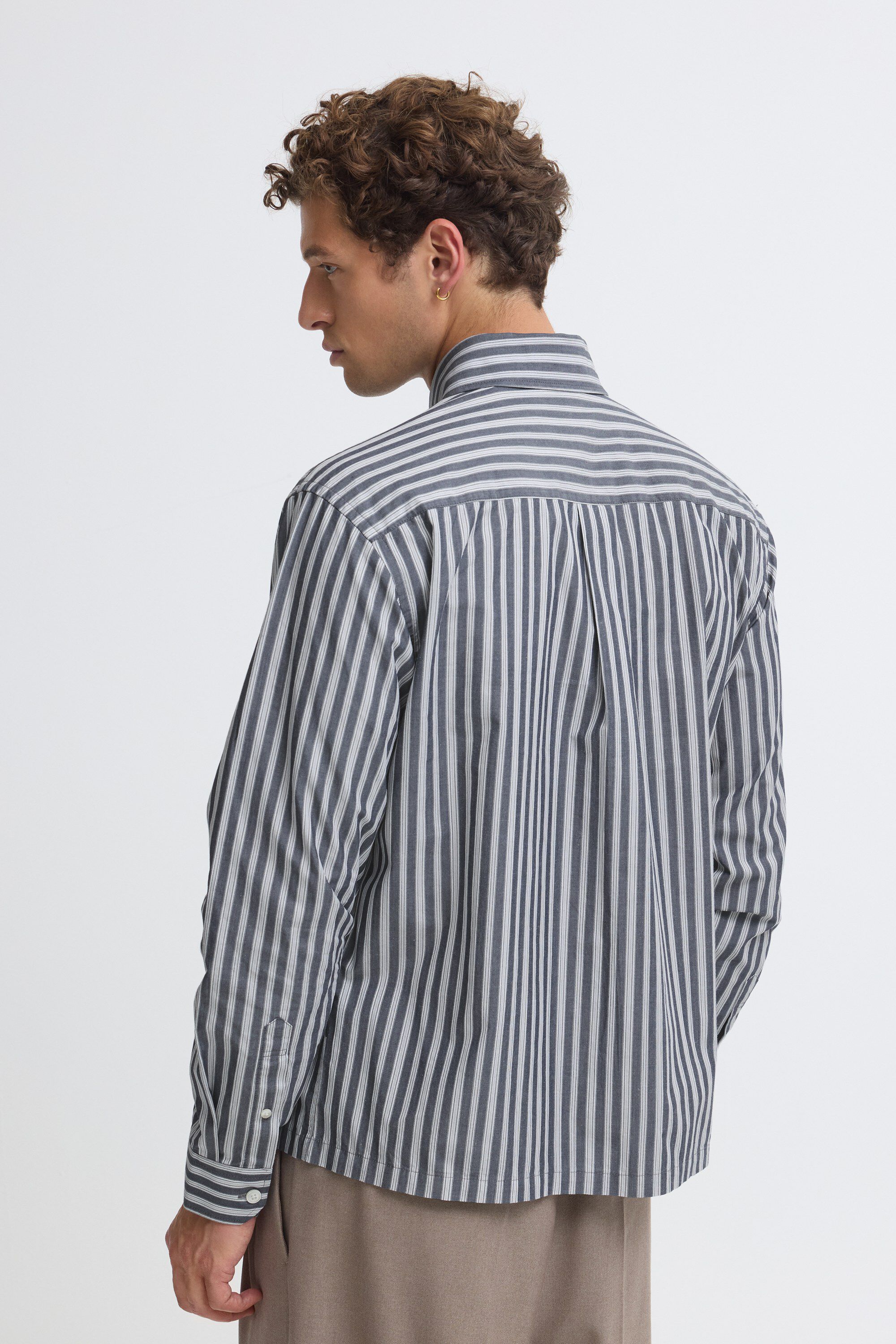 CFBERRY DOBBY STRIPED SHIRT