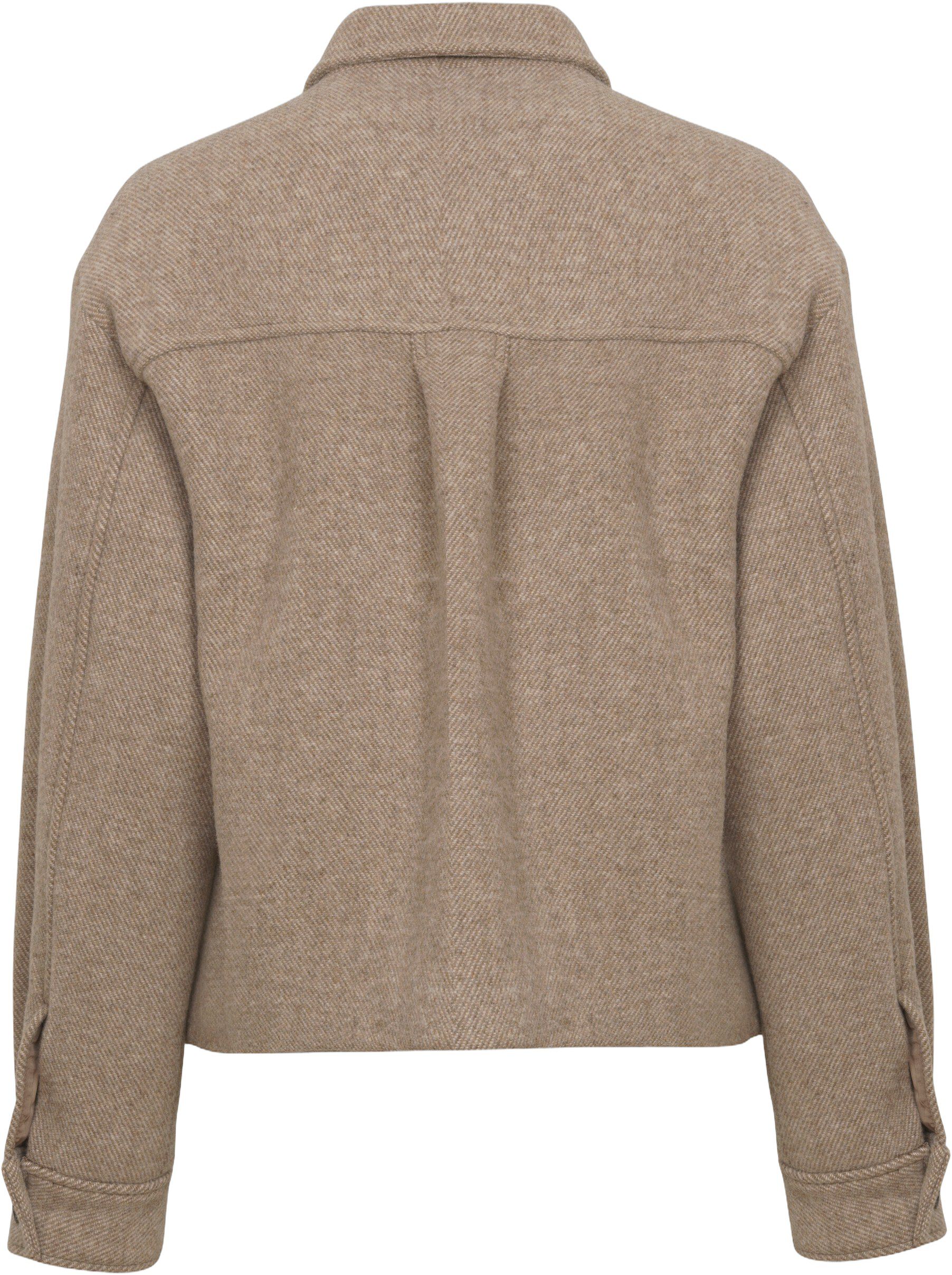 Short buttoned Jacket with Patched