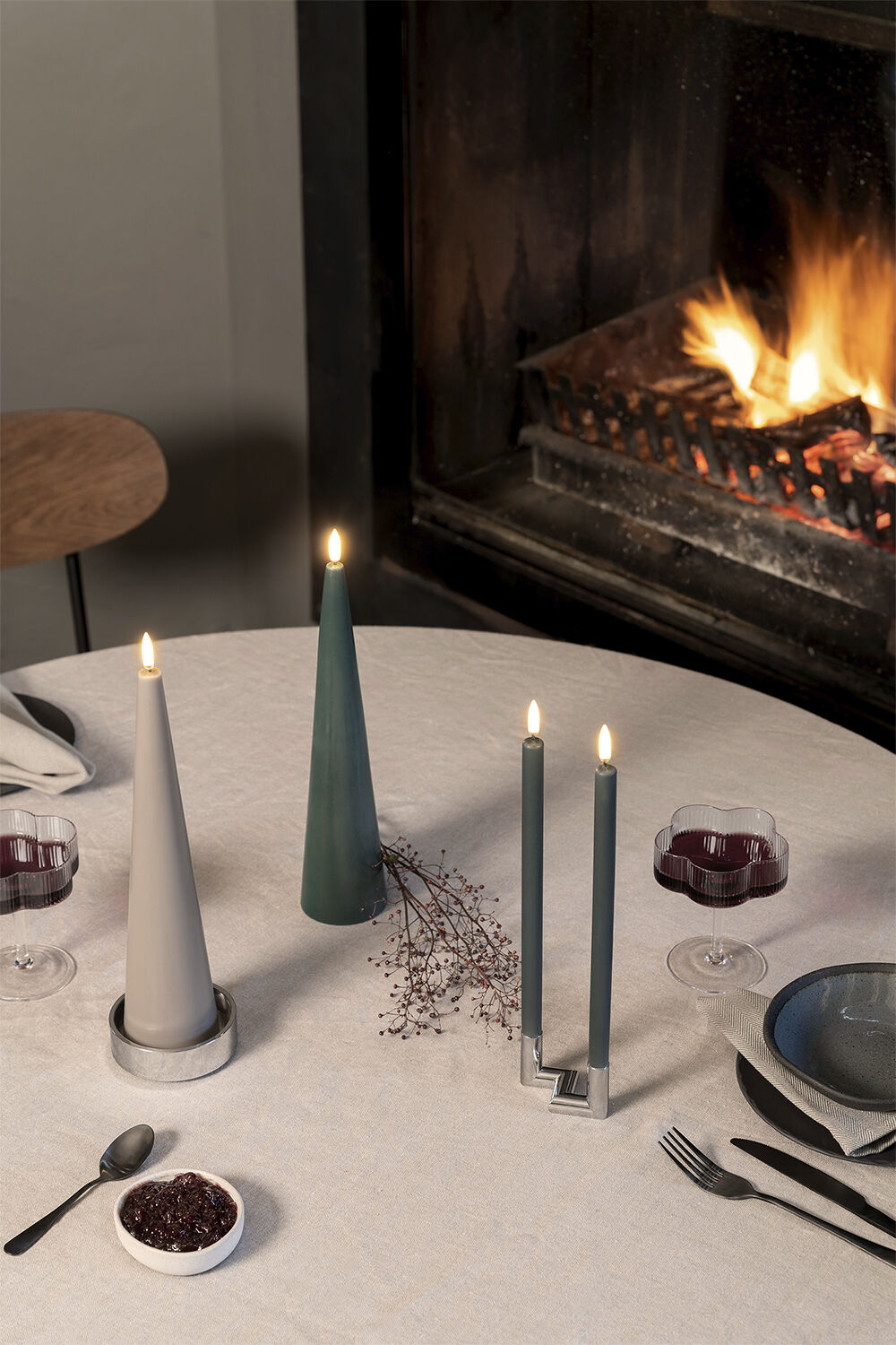 Light Candleholder pillar, Chrome, 9x3 cm