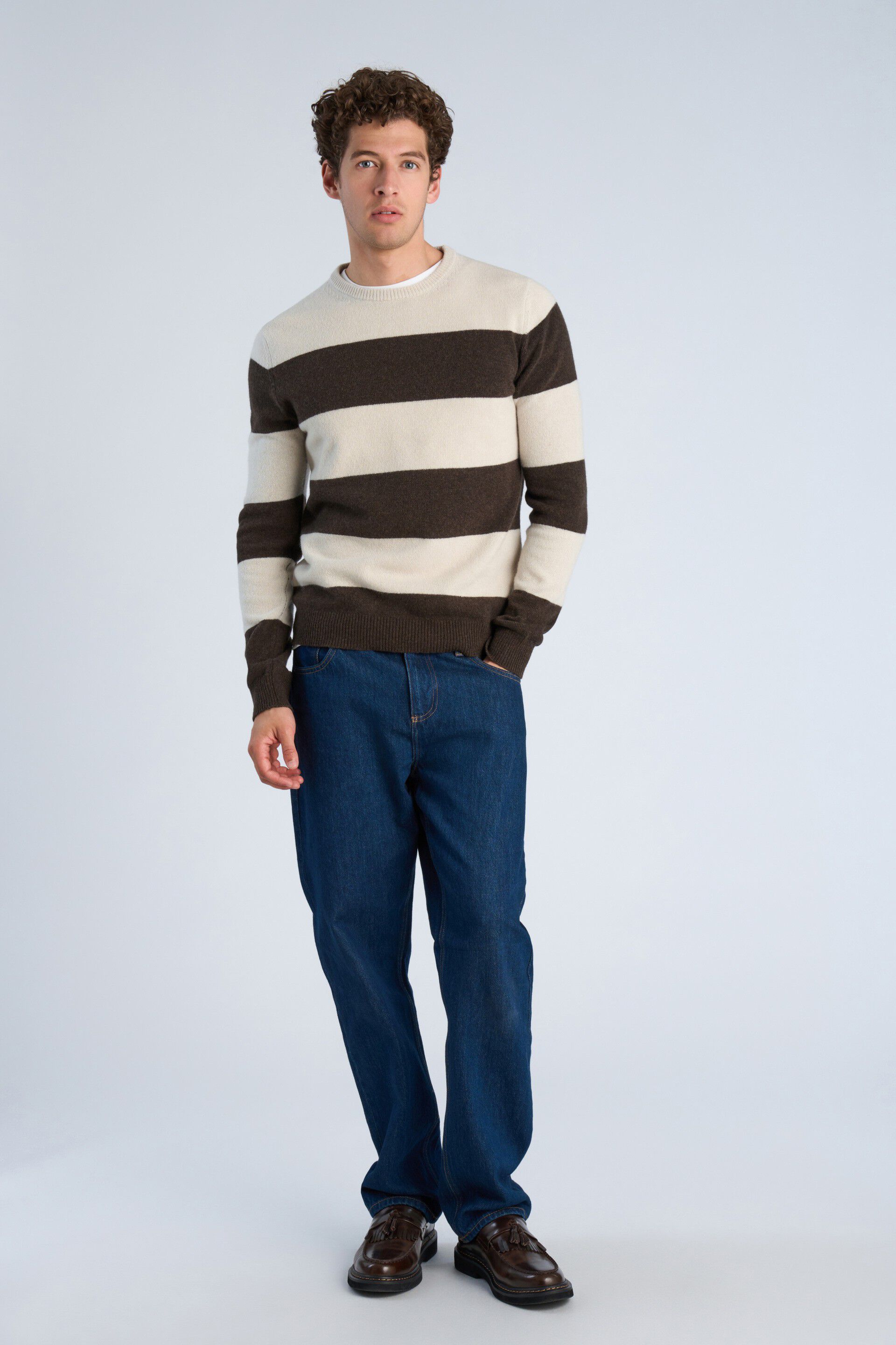 Lambswool striped o-neck knit