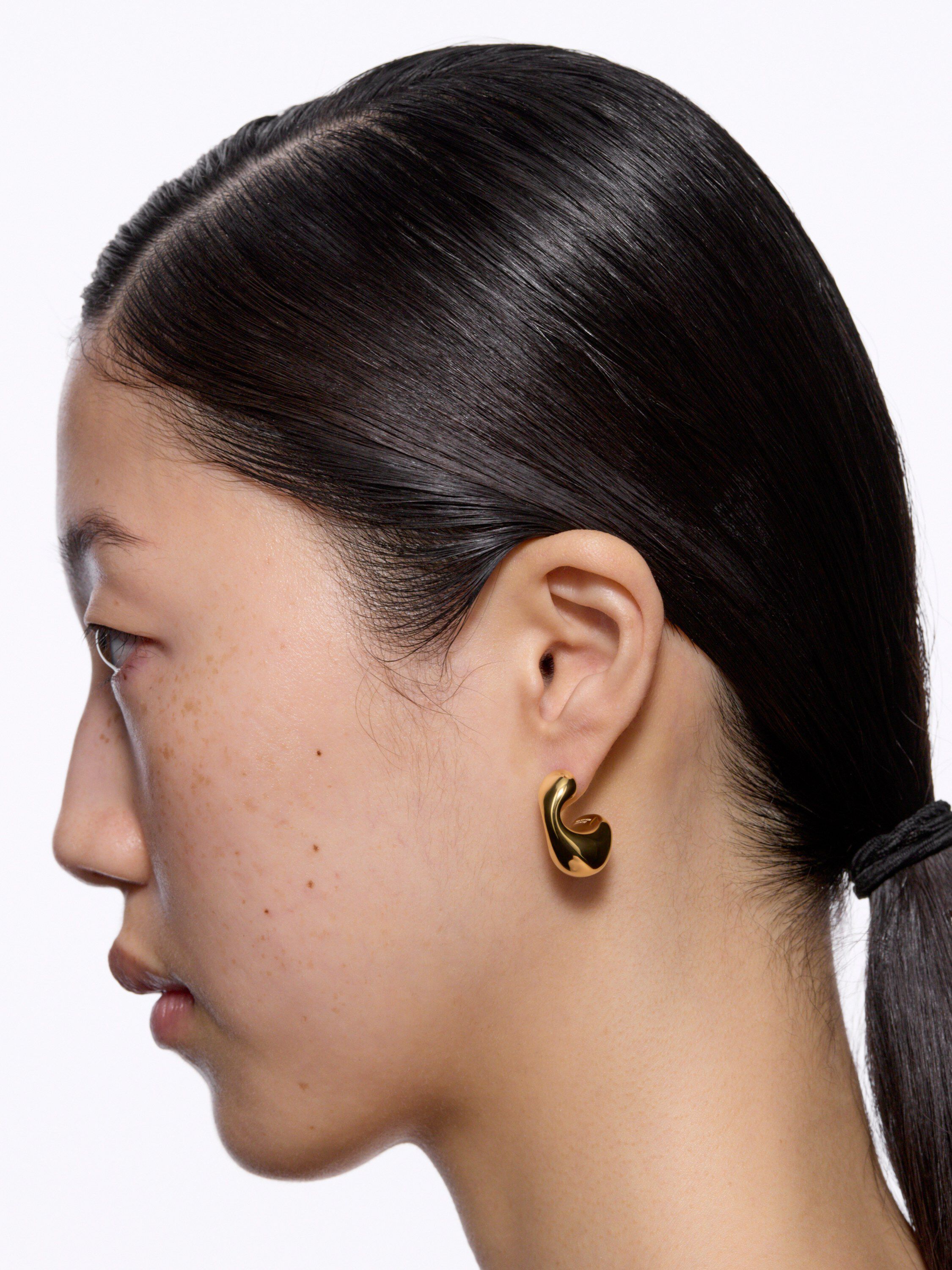 Dolphin Earring Small Gold