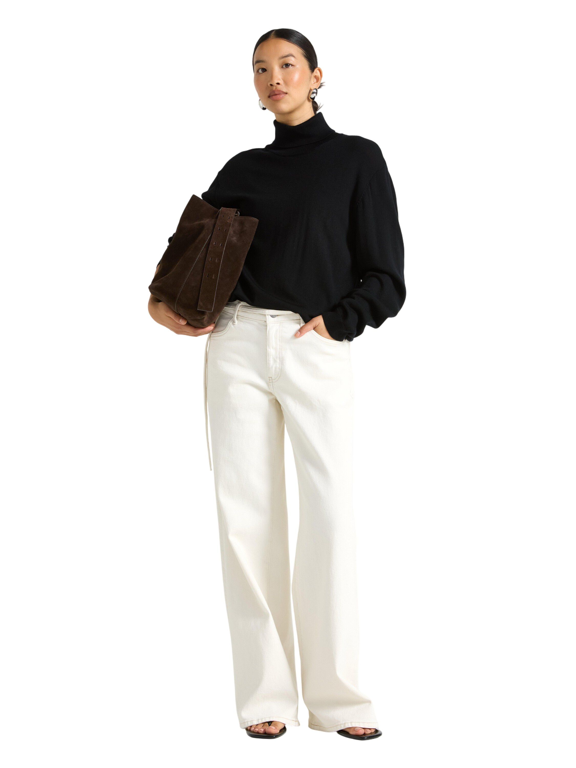 Bl&oslash;d tr&oslash;je i merinould med rullekra