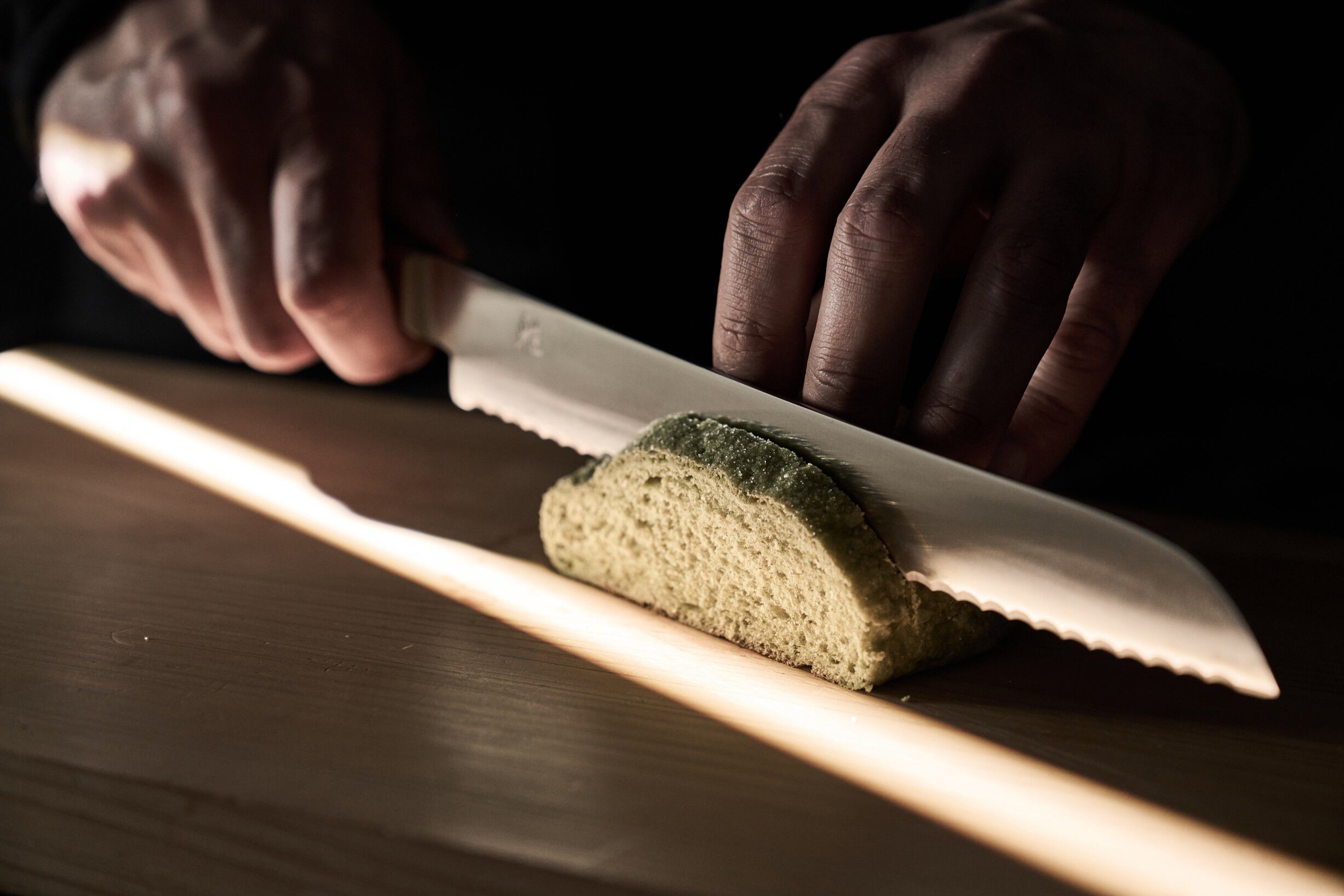 Koya Br&oslash;dkniv 23 cm