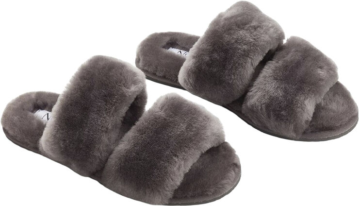 Slippers of 100% New Zealand Sheepskin, Dark Grey