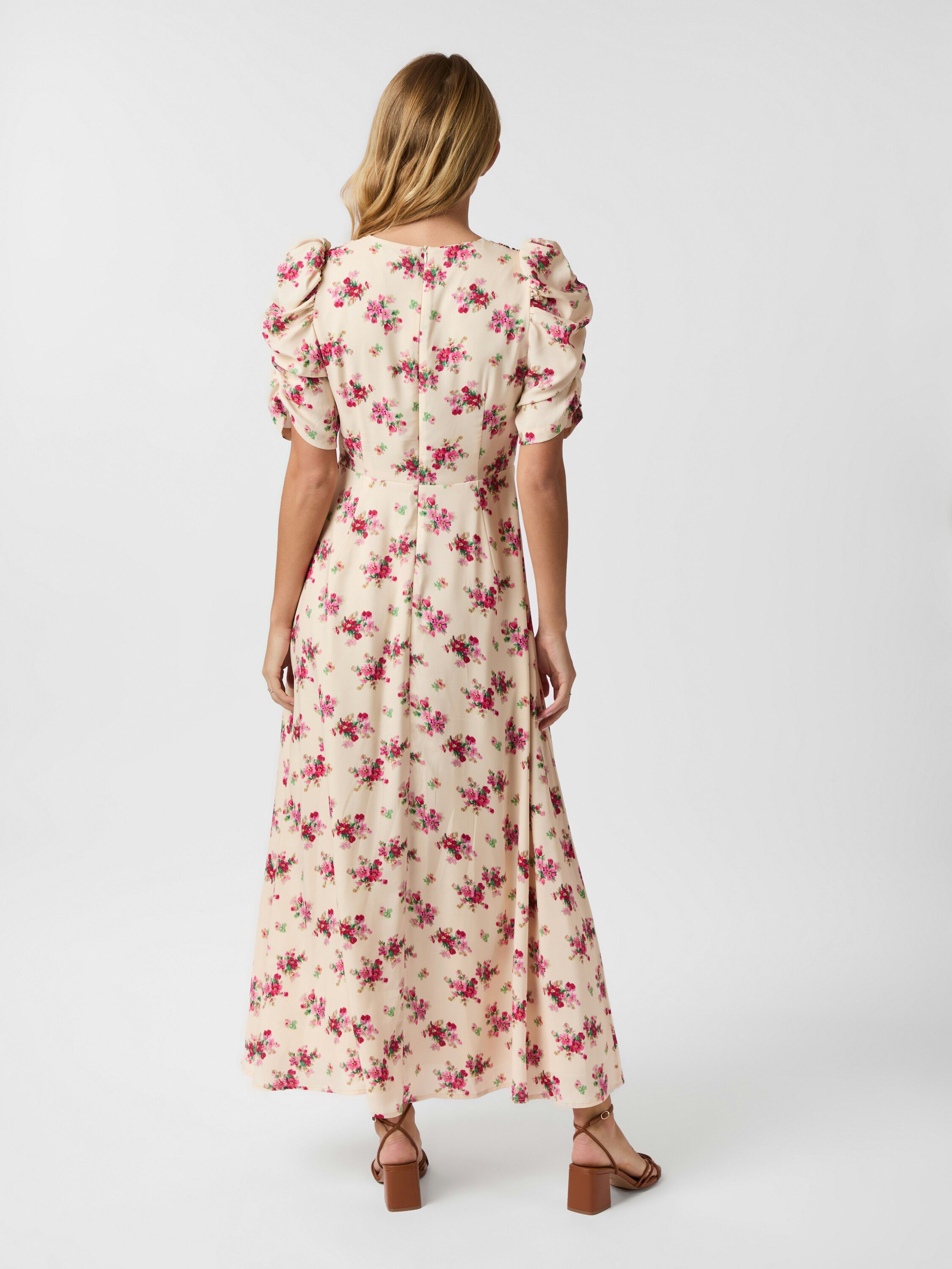 Benuti Amazing Rose Dress