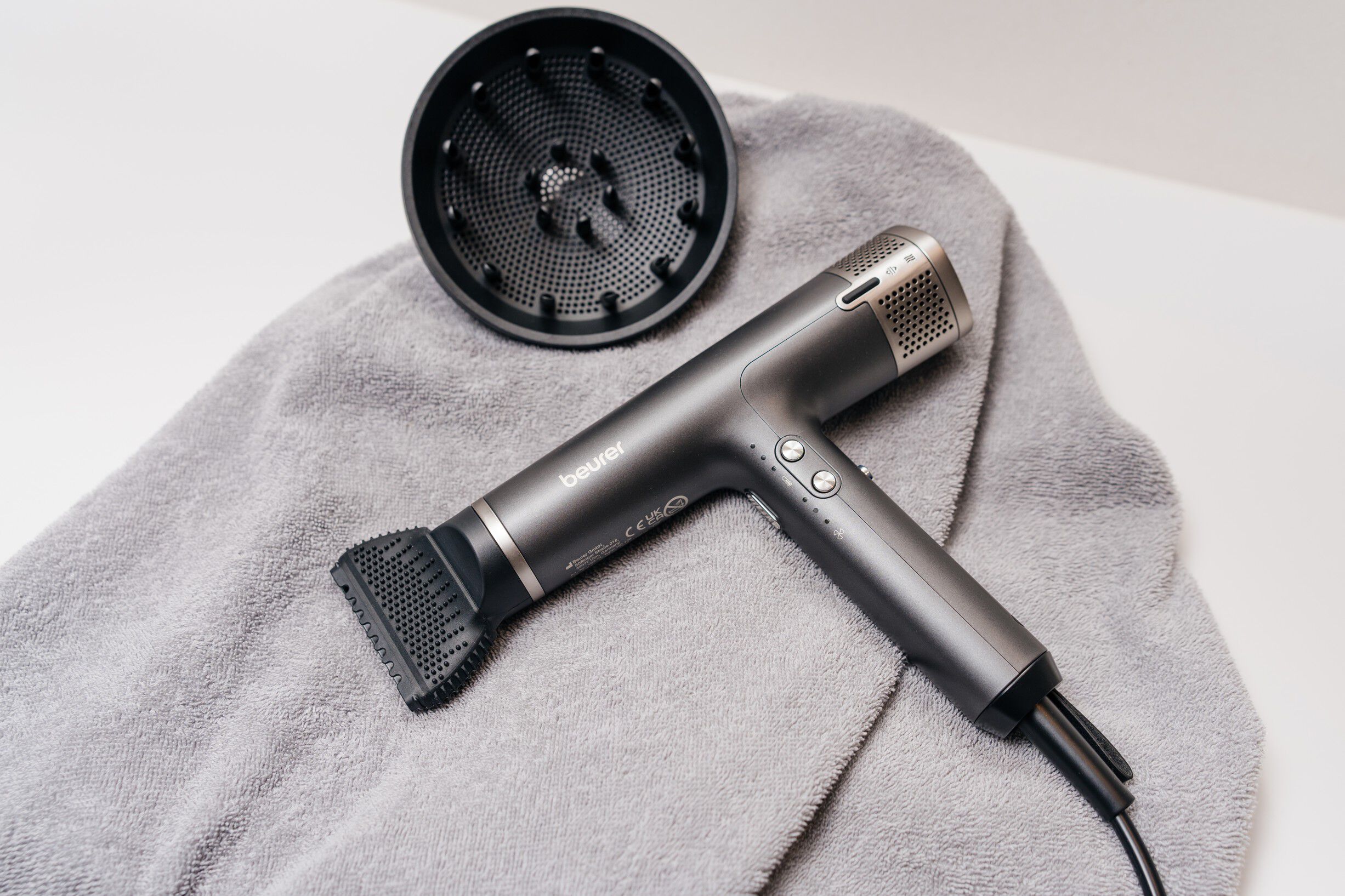 H&aring;rf&oslash;ner HC 100 med digital motor PR-HC02R