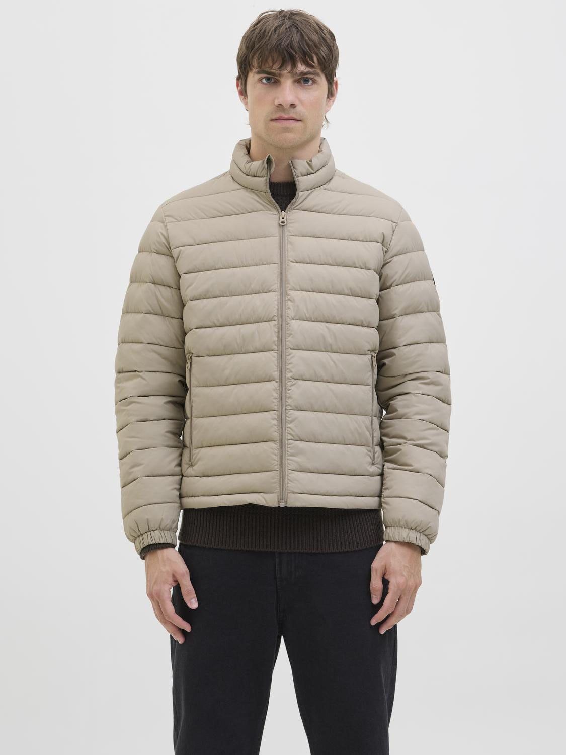 Jrebgazing Light Padded Jacket Collar