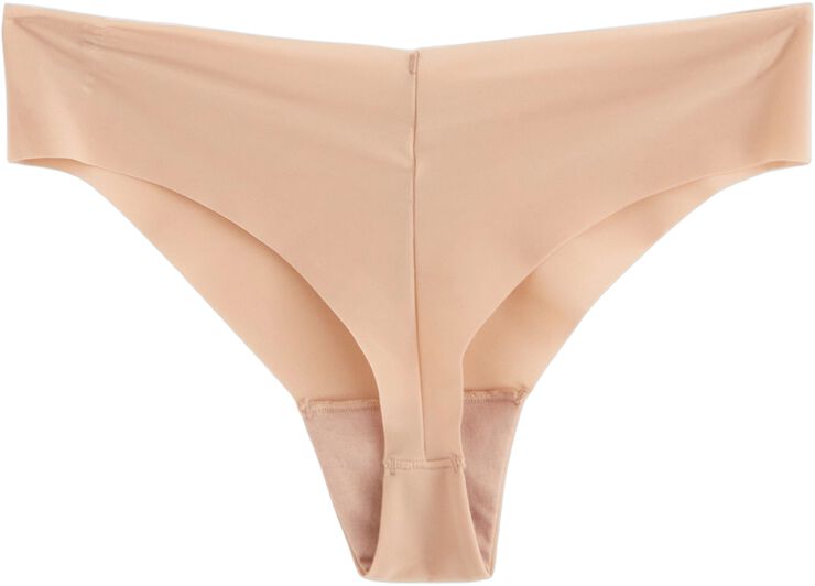 Usynlig string med normal midje