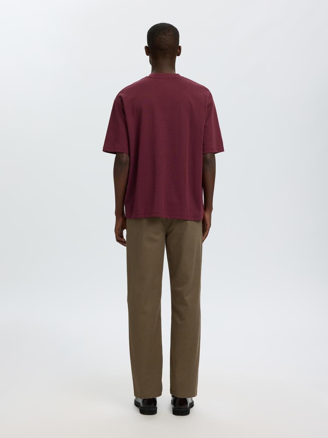 Slmlooseoscar Ss O-Neck Tee Noos