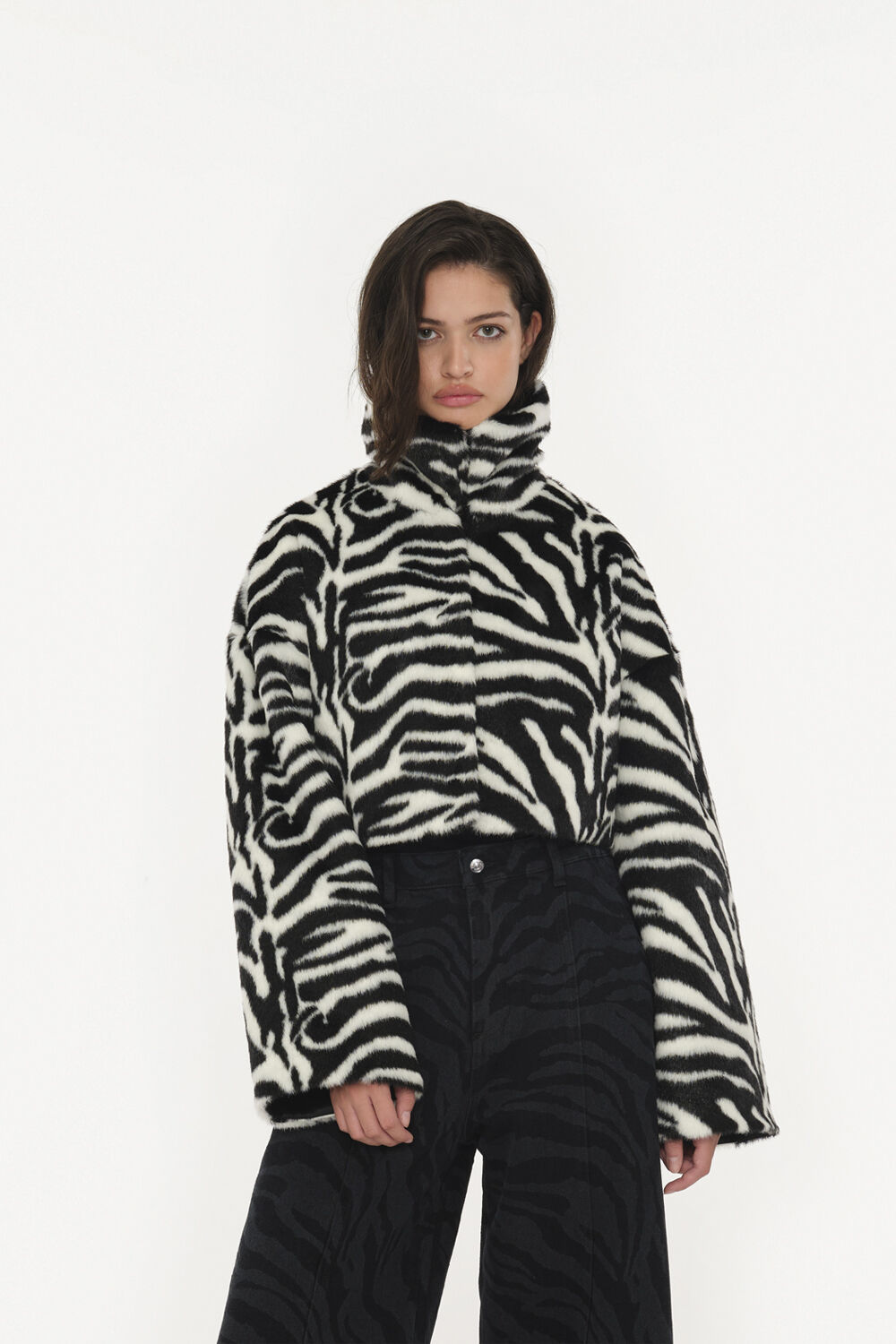 FAUX FUR CROP JACKET