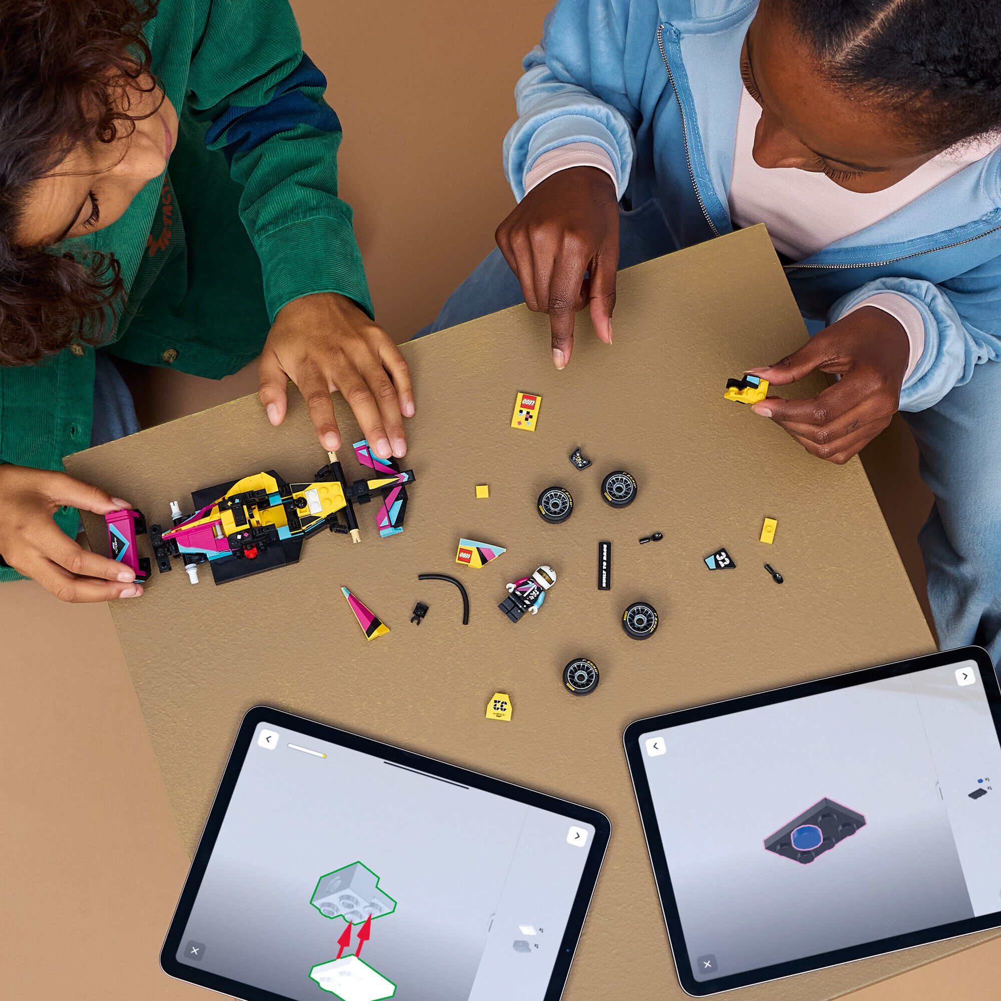F1 ACADEMY&trade; LEGO&reg; racerbil 77258