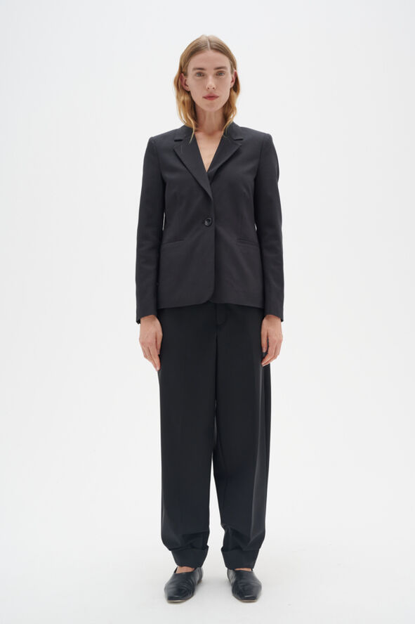 ZellaIW Classic Short Blazer