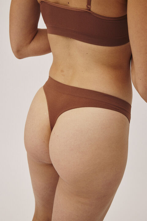 Mellanie 5 S Seamless String