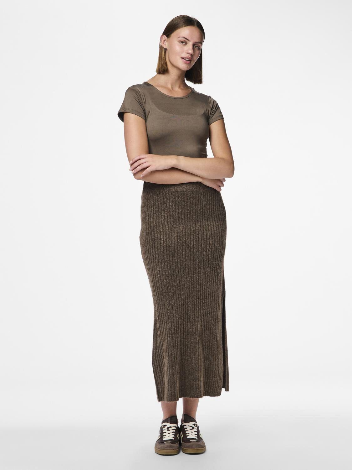 PCTULLE MW LONG KNIT SKIRT PWP BC