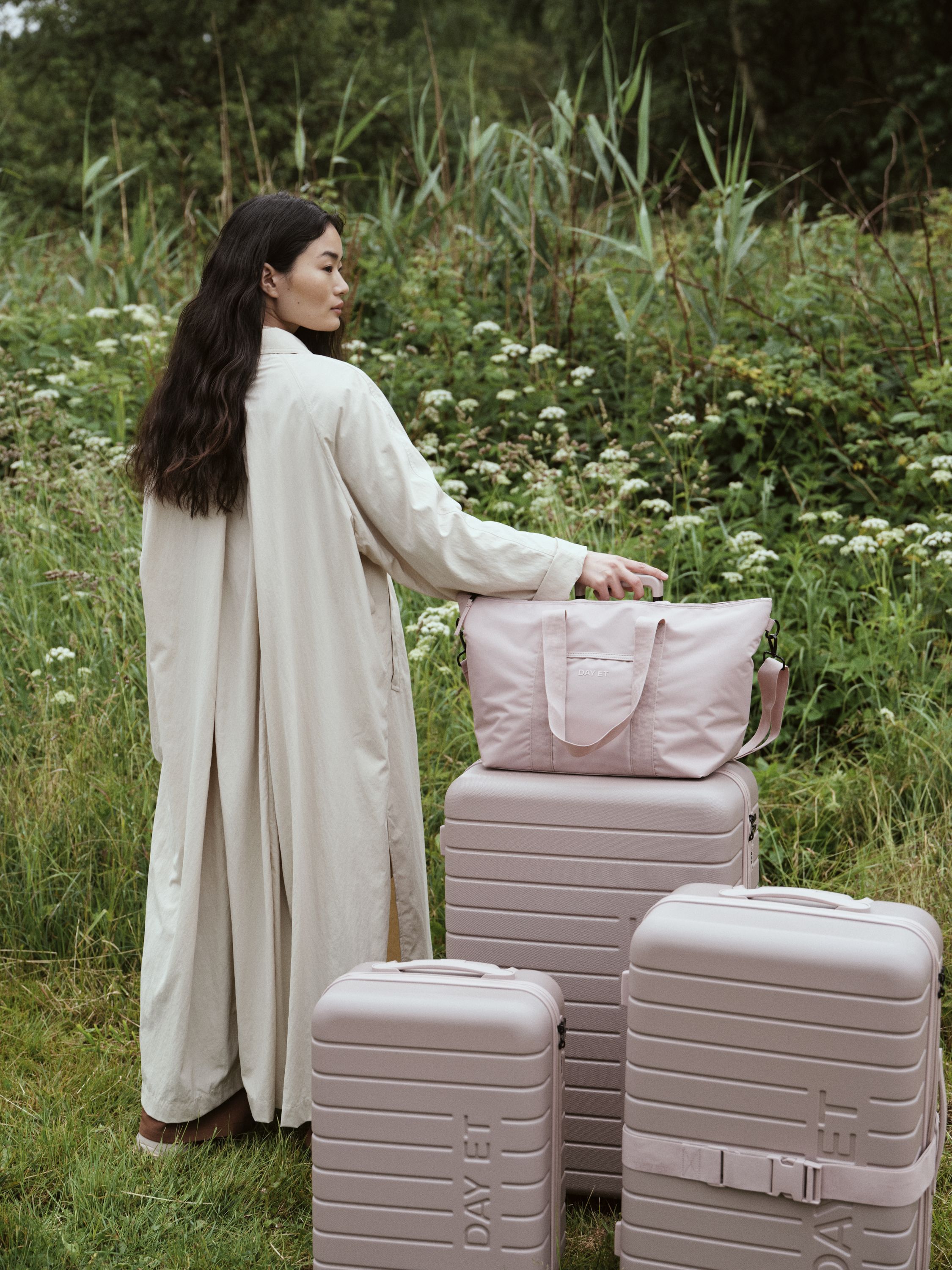 Day Tonal 24" Suitcase