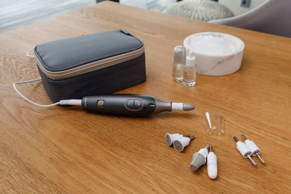 Manikyr- og pedikyrsett PR-MP01R