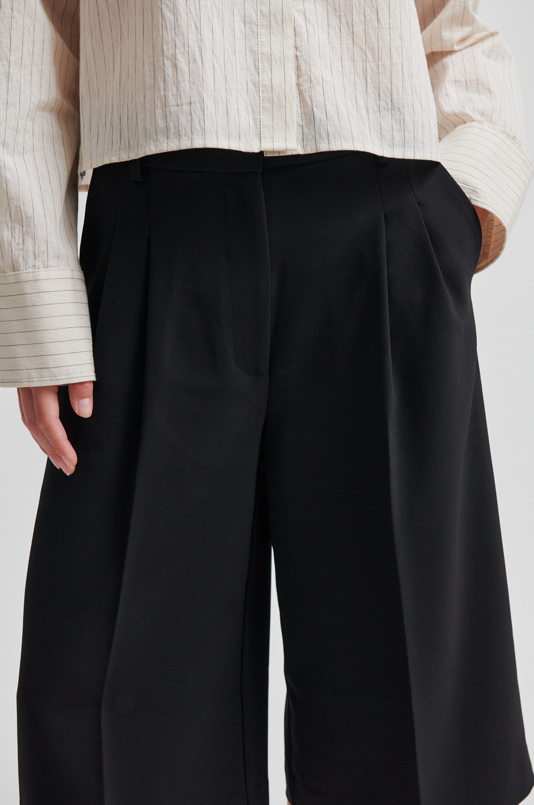 Flore Bermuda Shorts