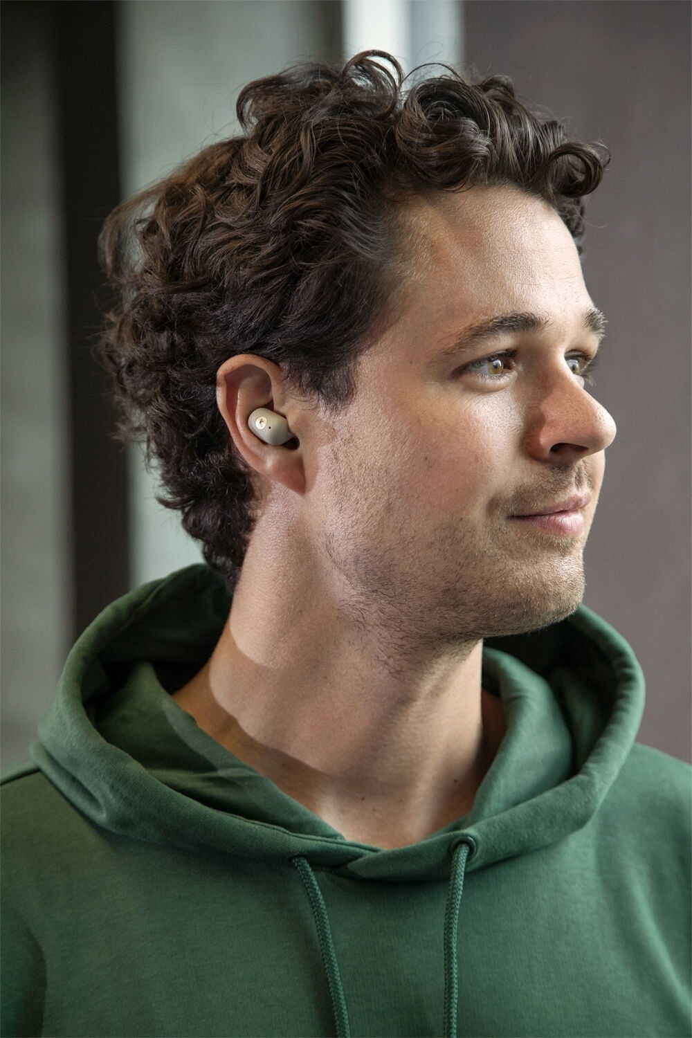 toCHARGE GO In-ear &oslash;retelefoner, tr&aring;dl&oslash;s lading og powerbank