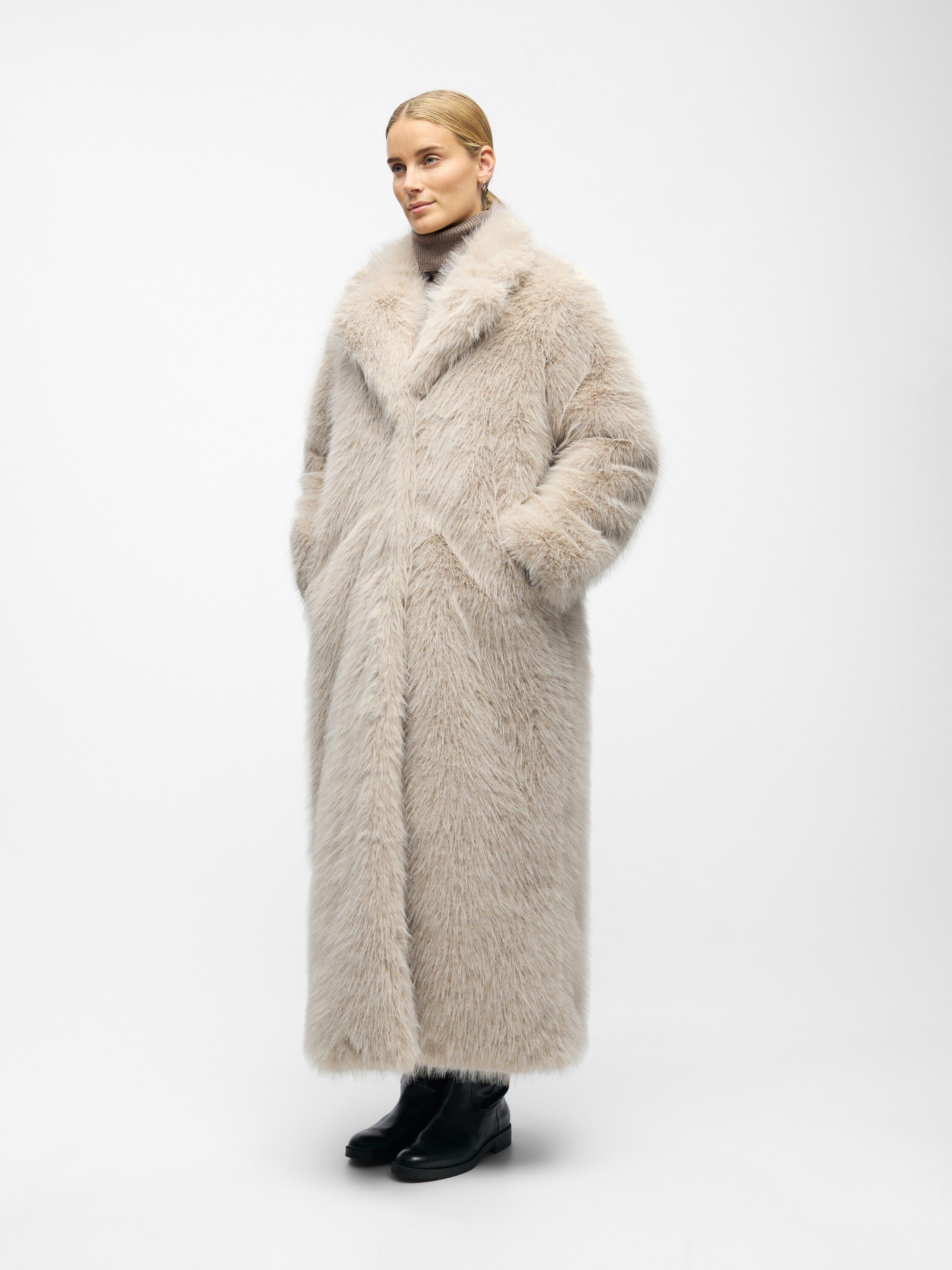 OBJISADORA L/S LO HAIRY LONG COAT 1