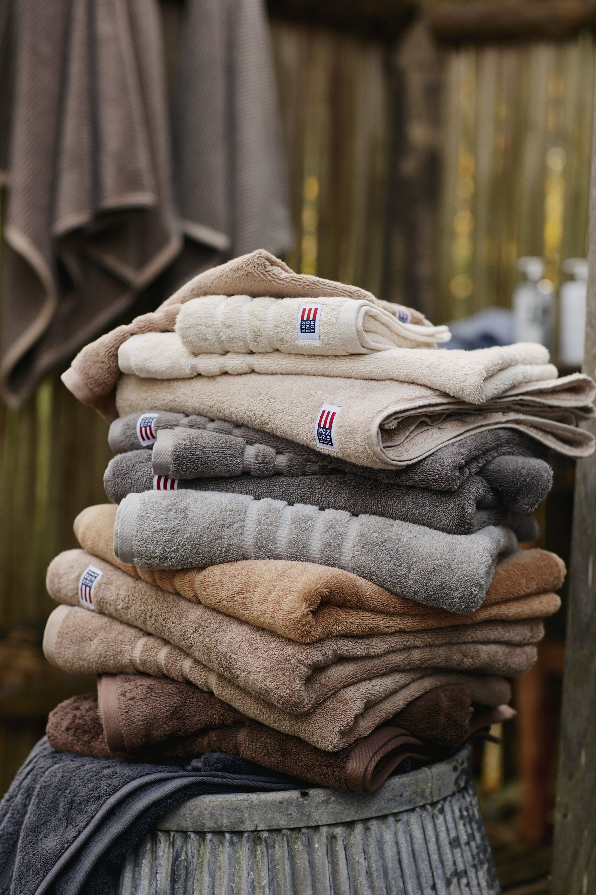 Original h&aring;ndkl&aelig;de sand